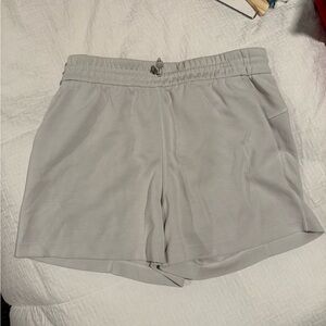 Lululemon softstreme shorts size 8